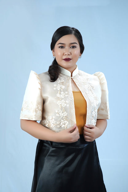 Mestiza Daisy Piña Cocoon