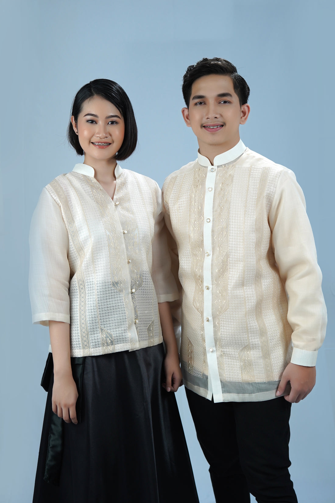 Couple Front Embroidery Piña Cocoo